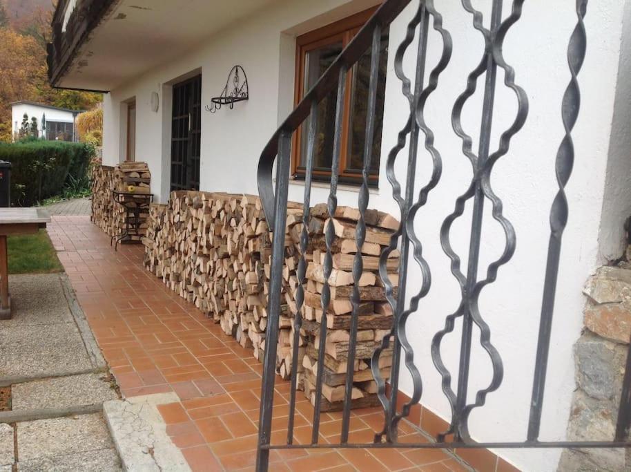 Charmantes Landhaus Mit Garten Und Traumhaftem Fernblick Thal  المظهر الخارجي الصورة