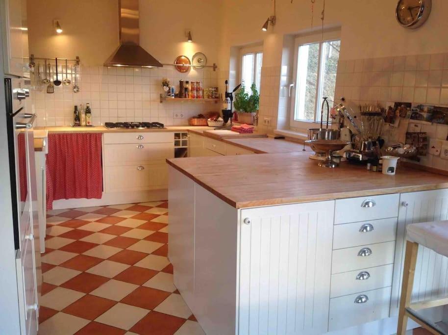 Charmantes Landhaus Mit Garten Und Traumhaftem Fernblick Thal  المظهر الخارجي الصورة